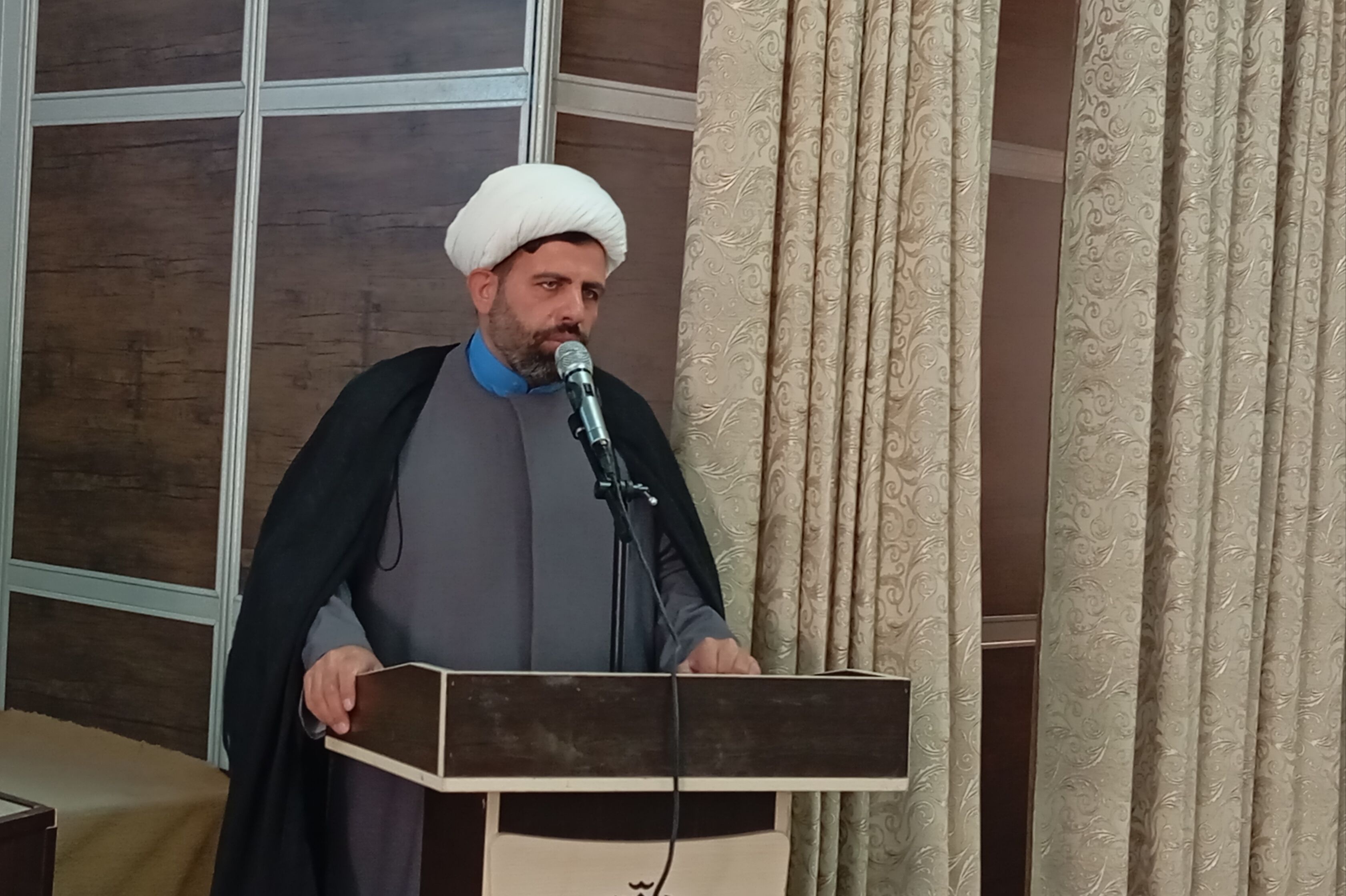 قرآن کلید اصلی مقابله با تهاجمات فرهنگی در میان نوجوانان است