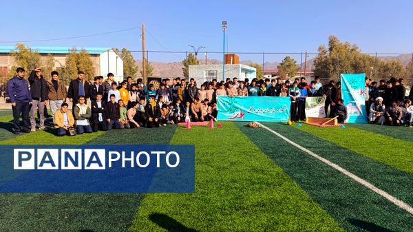 تجلیل از نخبگان فرهنگی و قرآنی شهرستان خلیل‌آباد