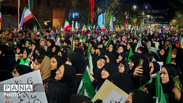 بیعت مردم نیشابور با سومین رهبر انقلاب اسلامی و اعلام بیزاری از دشمنان وطن