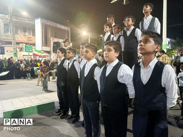 تداوم حضور پرشور مردم سرخس در تجمعات شبانه مردمی در آستانه میلاد امام رضا«ع»
