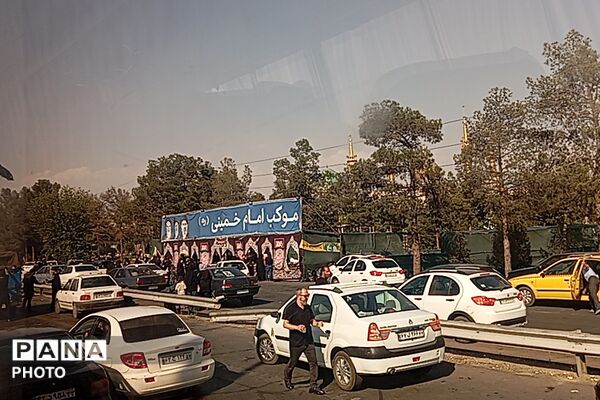 حضور غیور مردان چهارمحال و بختیاری در آیین وداع و تشییع رهبر شهید انقلاب اسلامی ایران
