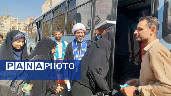 اعزام دانش‌آموزان پیشتاز البرزی به همایش ملی روز دانش‌آموز در اردگاه باهنر تهران