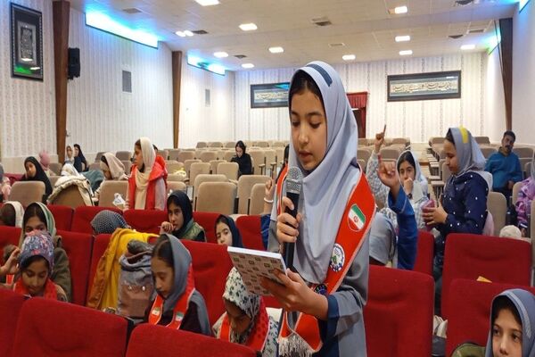 کلاس آموزشی خبرنگاری در کانون مهر تابان نیشابور