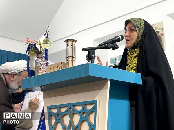 «انجمن تخصصی شعر و ادب دانش‌آموزی یزد» رسماً آغاز به کار کرد