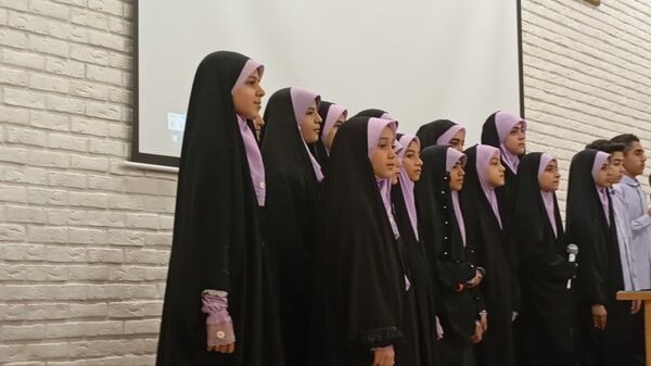نشست صمیمی جوانان با حضرت آیت الله نورمفیدی