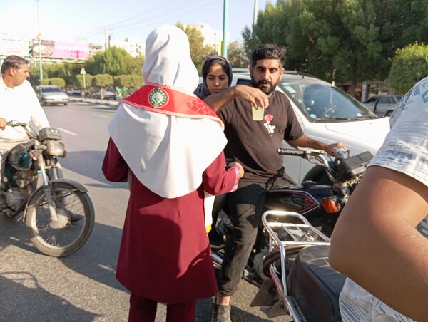 حال و هوای معنوی در دبستان شهید علی رضایی بندرعباس
