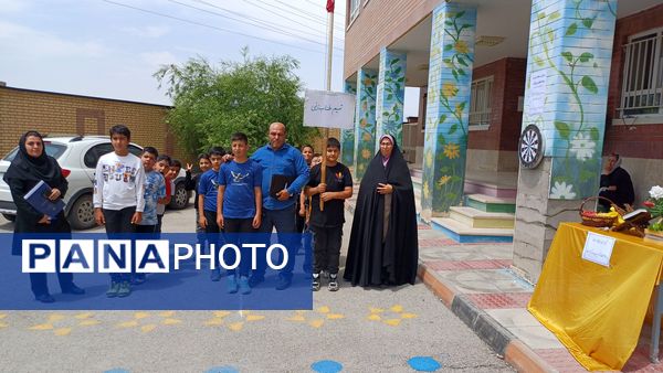 برگزاری مسابقات دارت و طناب‌کشی به‌مناسبت دهه کرامت در دبستان ابوعلی‌سینا فیروزکوه