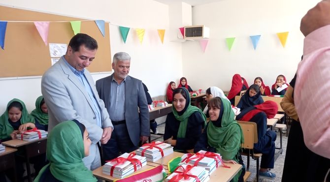 همزمان با سراسر کشور زنگ جوانه‌ها در اصفهان به صدا در آمد