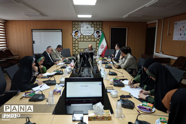 جلسه هماهنگی و هم افزایی بین دبیرخانه کمیسیون تخصصی توسعه آموزش عمومی قرآن کشور و معاونت آموزش متوسطه