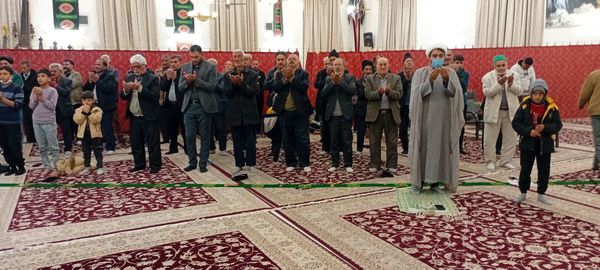 نماز جماعت در شب میلاد حضرت علی(ع) در خلیل آباد