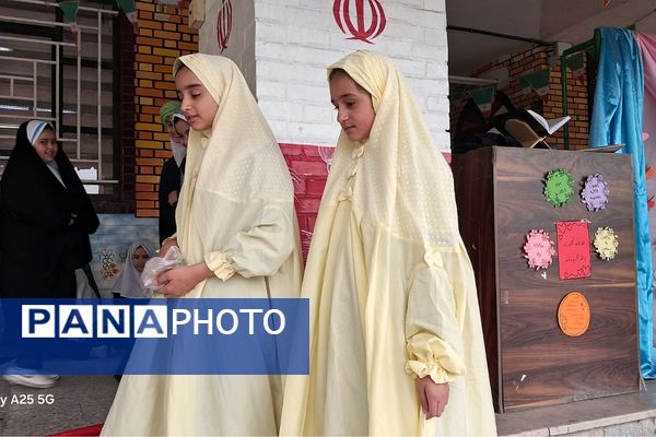 هنرنمایی دانش آموزان  مدرسه خواهران بابایی در روز دختر