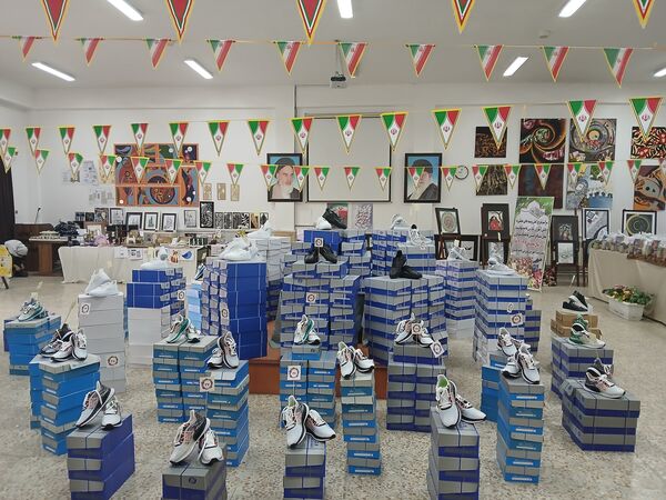 توزیع بسته‌های معیشتی به دانش‌آموزان مدارس ناحیه یک تبریز