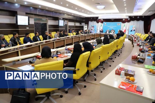 دوره توانمندسازی راهبران آموزشی درس تربیت بدنی نواحی و مناطق استان آذربایجان شرقی