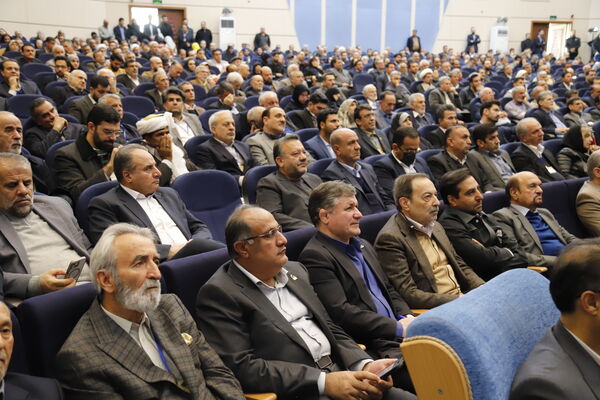 تکریم سازندگان فردای ایران