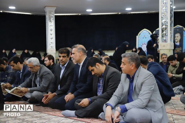 هم‌نوایی جامعه فرهنگیان تهران در سوگ رهبر شهید