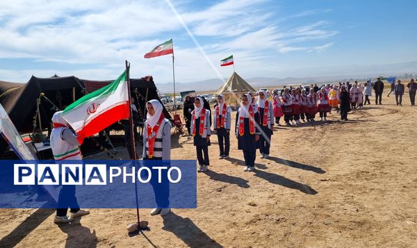 برنامه روز ملی کودک در مدارس عشایری کوچ‌رو