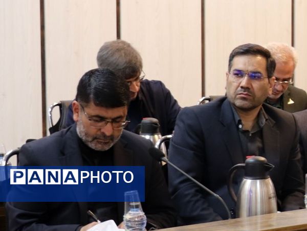 نشست شورای آموزش‌ و پرورش مشهد