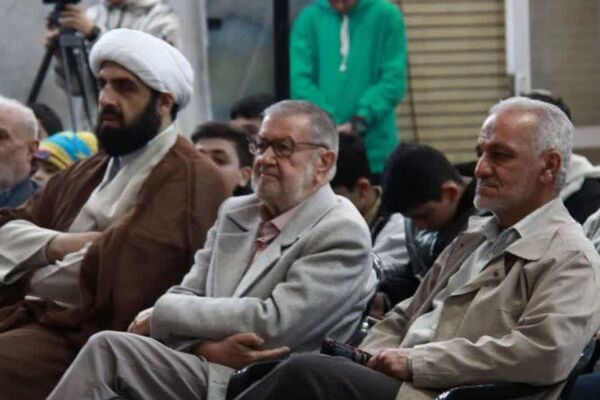 طنین میثاق بندگی در بهار انقلاب