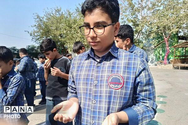 سومین آیین «سه‌شنبه‌های مهدوی» با محوریت ترویج راستگویی در آموزشگاه شاهد شهید محمد جنیدی پیشوا