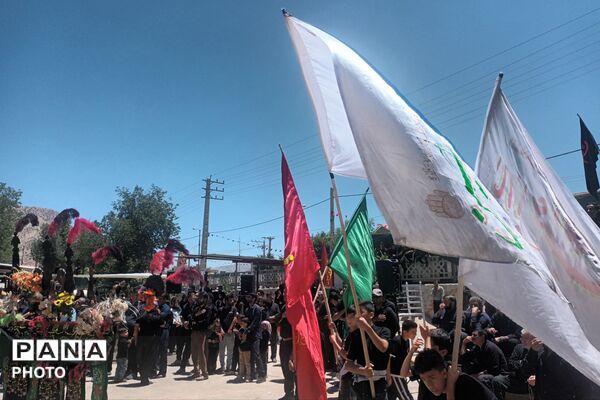 لردگان در ماتمِ عاشورا غرق شد