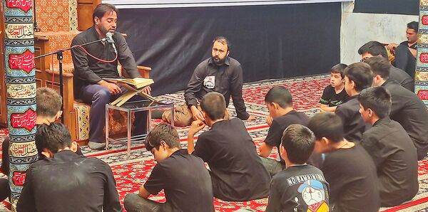 سوگواری شب چهارم محرم در مسجد امام حسین(ع) اسفراین 