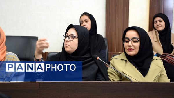 نشست معاون استاندار خراسان رضوی با بانوان فرهیخته شهرستان تربت حیدریه