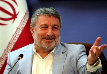 راهبرد اطلاع‌رسانی در پساجنگ معطوف به روایت زندگی و روایت سازندگی باشد