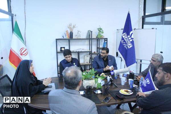 تغییر سبک تجلیل از خبرنگاران در سازمان دانش‌آموزی خراسان رضوی؛ مسئولان شنونده شدند