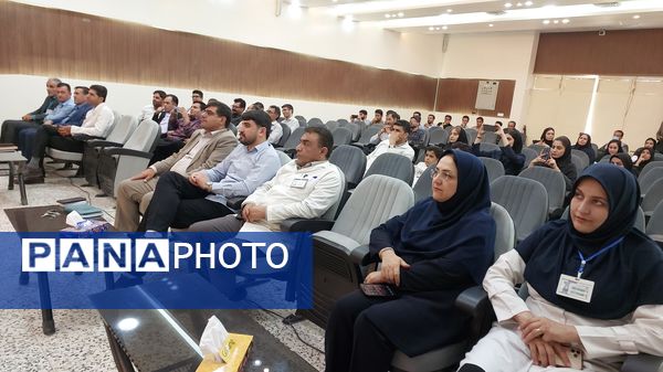 تجلیل از کارمندان بیمارستان شهدا لردگان در هفته‌ دولت