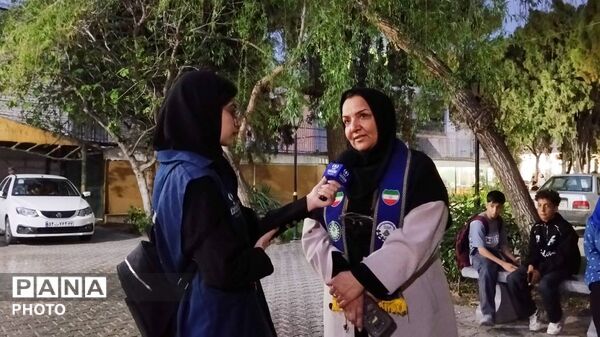 پاتوق فرهنگی دختران نوجوان مبارز