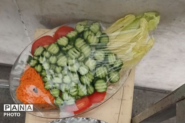 جشنواره‌ غذای سالم ؛ گامی به سوی سلامت و نشاط در مدرسه شهید لطفی