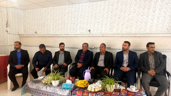 افتتاح واحد تجاری در دبیرستان فرهنگیان 