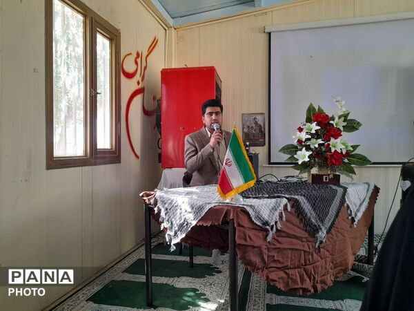 اردوی آموزشی و مهارتی «طلایه‌داران» ویژه دانش‌آموزان دختر در هنرستان فرید زاوه