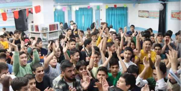 حال و هوای دانش آموزان معتکف در مسجد امام خمینی (ره) جاهد شهر مشهد مقدس 