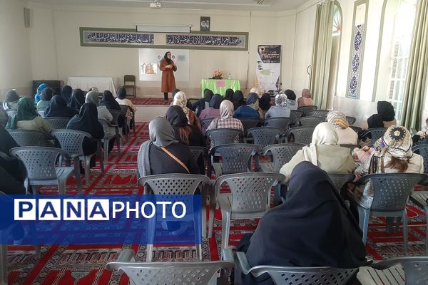 دومین جلسه آموزش خانواده در دبیرستان پویش