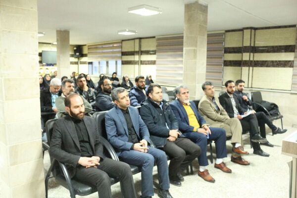 بصیرت افزایی فرهنگیان فیروزکوه علیه تهدیدات نوین 