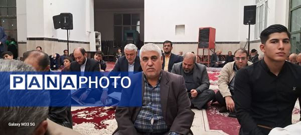 محفل انس با قرآن کریم در آستان مقدس امامزاده سید لطیف نسیم‌شهر