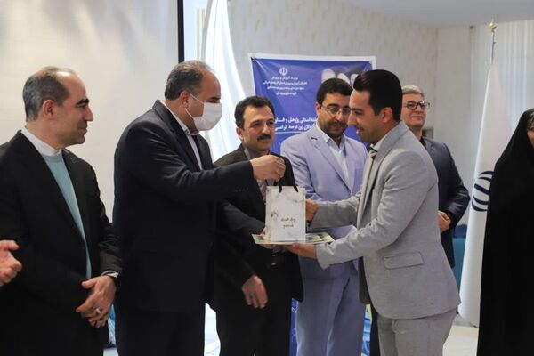 تجلیل از پژوهشگران برتر آموزش و پرورش استان آذربایجان شرقی