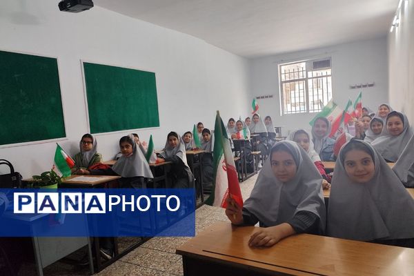 دانش‌آموزان شهریاری روز اول سال تحصیلی را به پایان رساندند