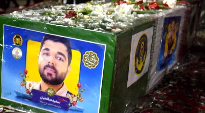 دلاور مرد ناو دنا بر دستان همشهری های خود تشیع شد 