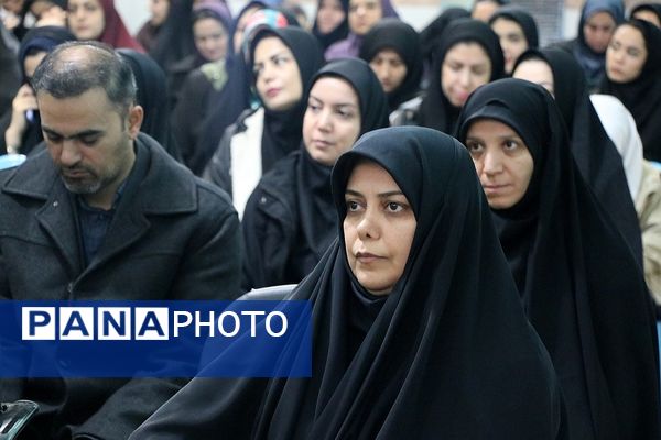 حضور مدیر سازمان دانش‌آموزی شهرستان‌های استان تهران در مراسم گرامیداشت سردار دل‌ها در ناحیه 2 شهرری 