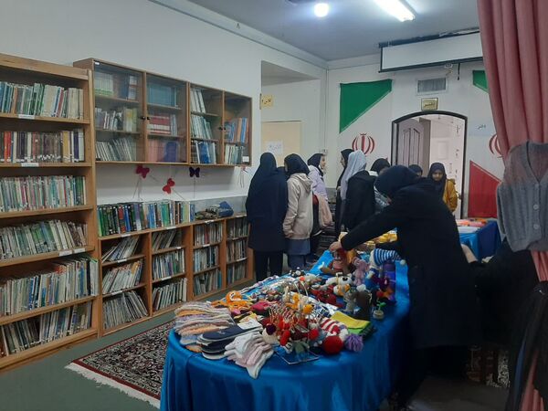 برپایی بازارچه مشاغل خانگی در کانون امید انقلاب