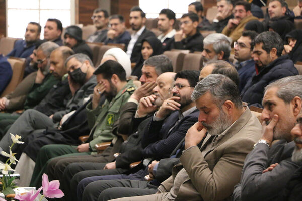 رونمایی از کارت خدمت جهادی معلمان در قم