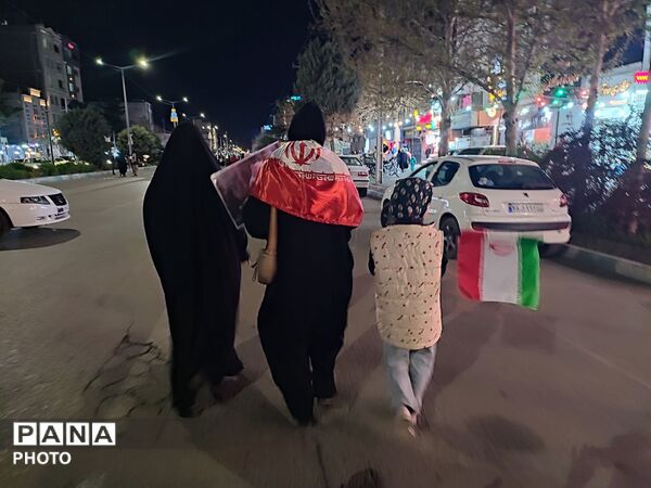 قاب پانا میزبان اجتماع پرشور مردمان ولایت مدار نیشابور در بلوار فضل