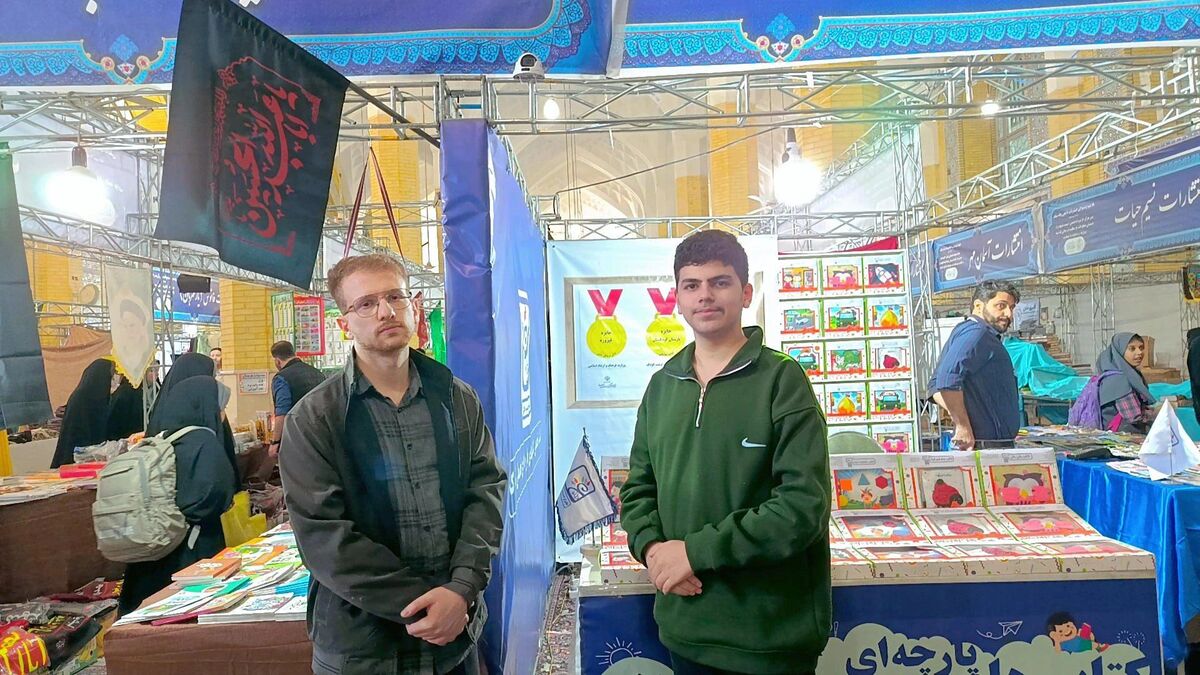 هدف از بازدید نمایشگاه قرآن، ارتباط عمیق‌تر و ملموس‌تر دانش‌آموزان با قرآن کریم است
