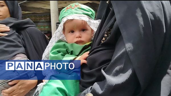 همایش شیرخوارگان حسینی با حضور خیل عظیمی از عزاداران در فاروج 