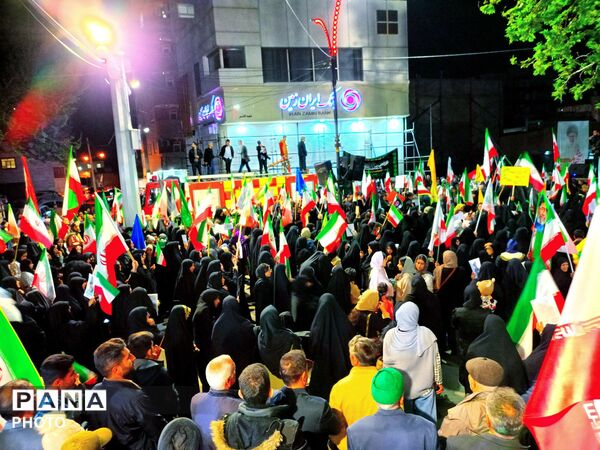 اجتماع با شکوه مردم کاشمر در سی امین شب از اتحاد مقدس جبهه خیابان