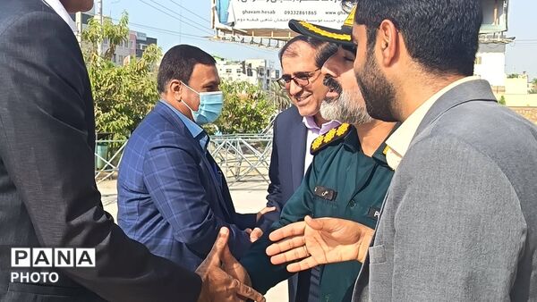 آیین غبارروبی گلزار شهدای مصلی بندرعباس در آغاز هفته دولت 