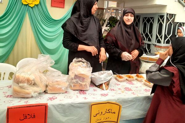 برگزاری «پویش مهربانی» در مدارس ناحیه 2 شهرری 