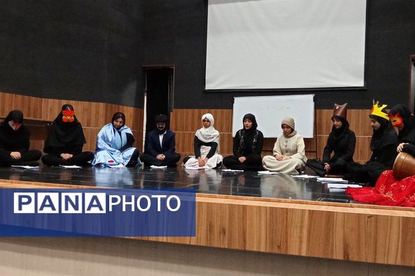  جشنواره «فردا»؛ جایی که خلاقیت دانش‌آموزان شهرقدس به صحنه آمد.